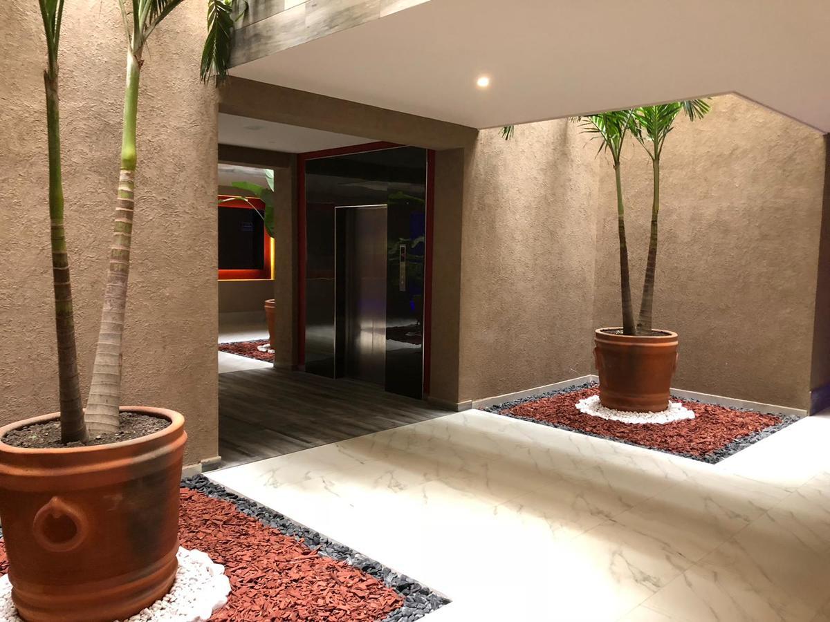 Hotel Plaza Arteaga Монтерей Екстериор снимка