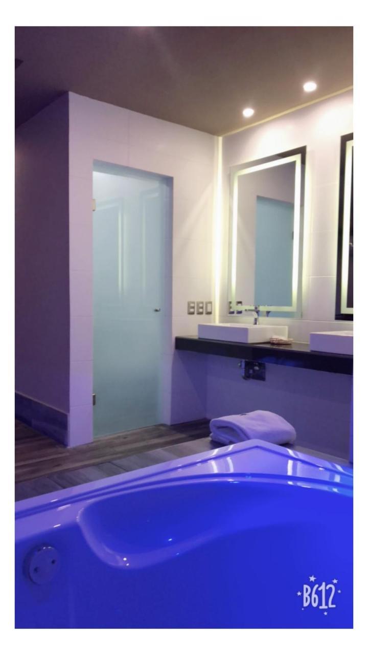 Hotel Plaza Arteaga Монтерей Екстериор снимка